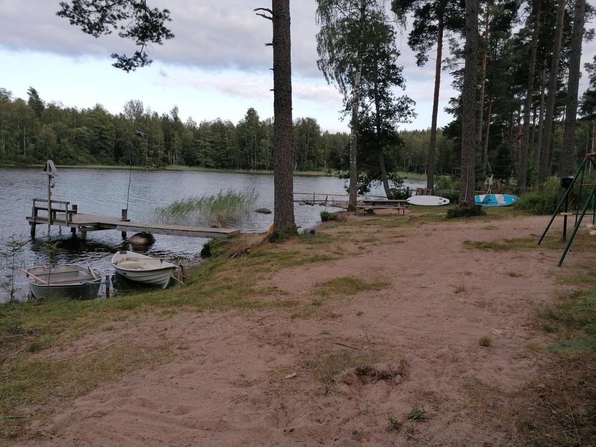 Isotalo Farm At Enaejaervi Lake 萨罗 外观 照片