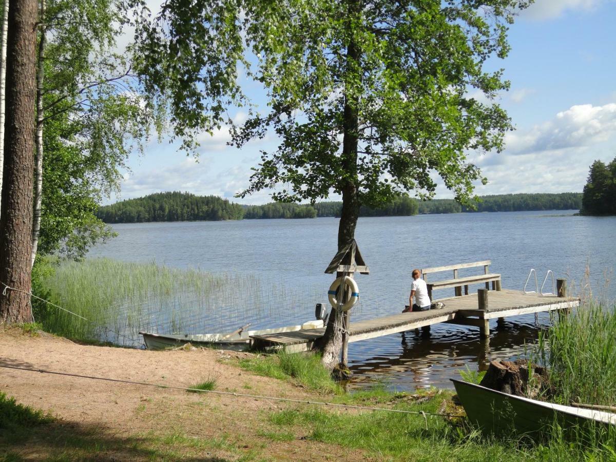 Isotalo Farm At Enaejaervi Lake 萨罗 外观 照片