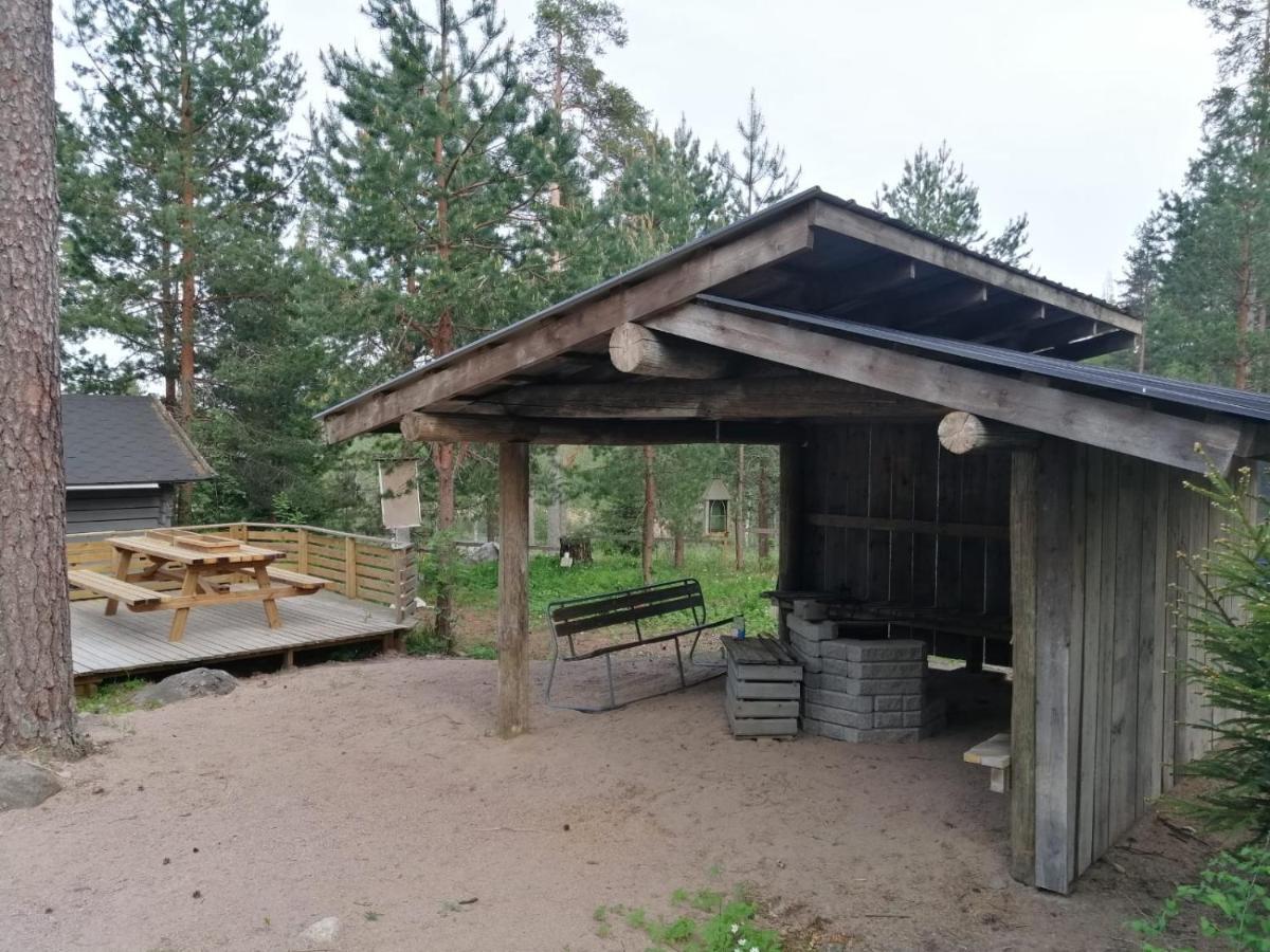 Isotalo Farm At Enaejaervi Lake 萨罗 外观 照片