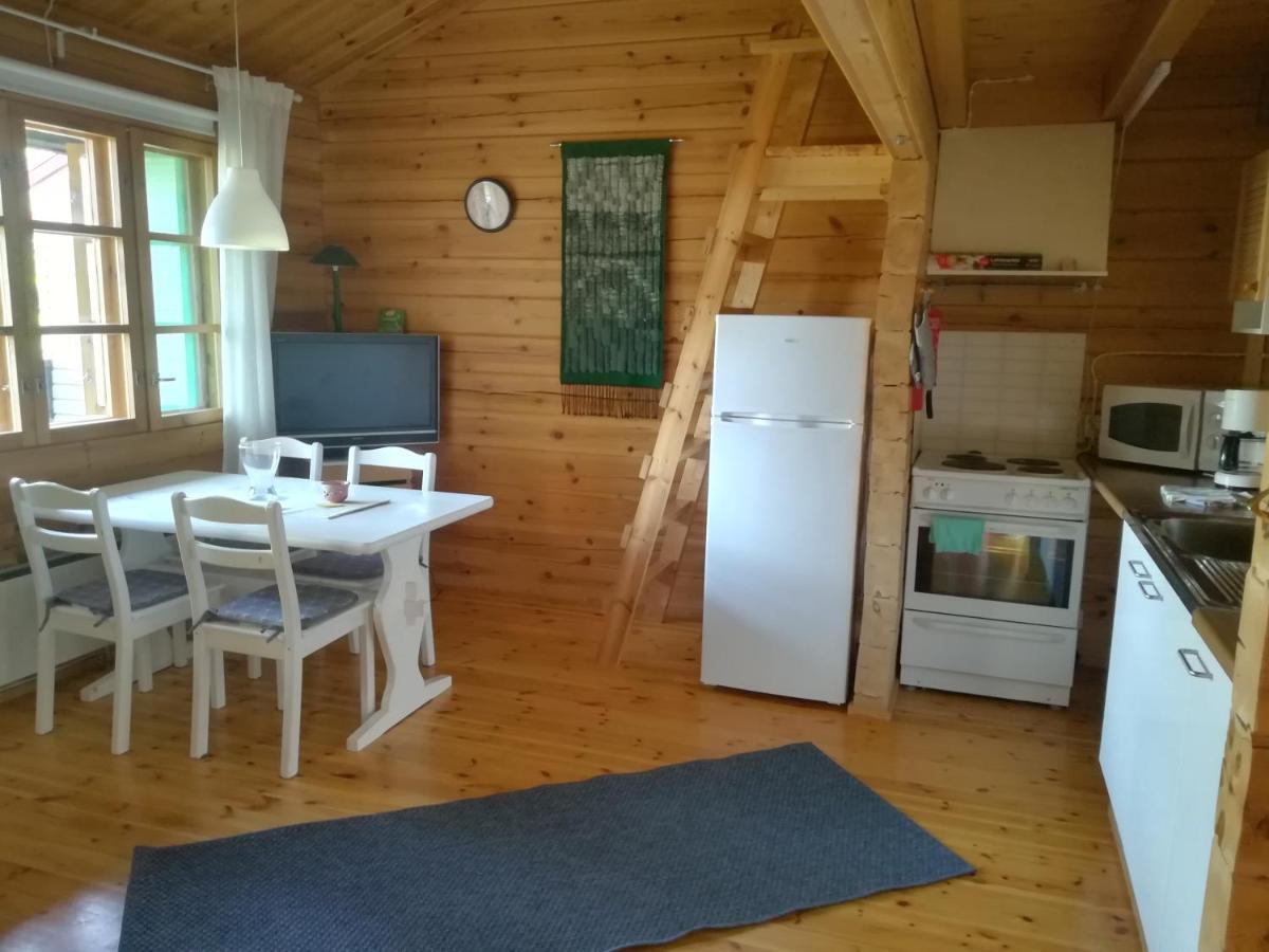 Isotalo Farm At Enaejaervi Lake 萨罗 外观 照片